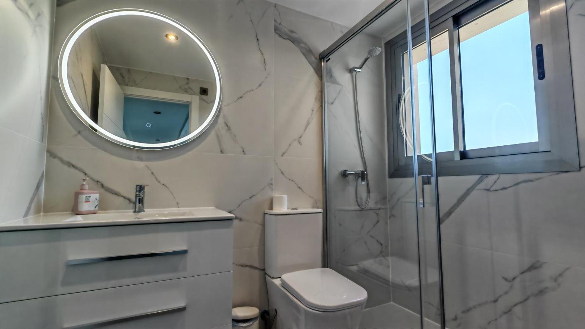Апартаменты Skyline Floor 28 Sea Views Бенидорм Экстерьер фото